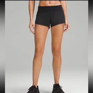 Lululemon speed up low rise lined short
